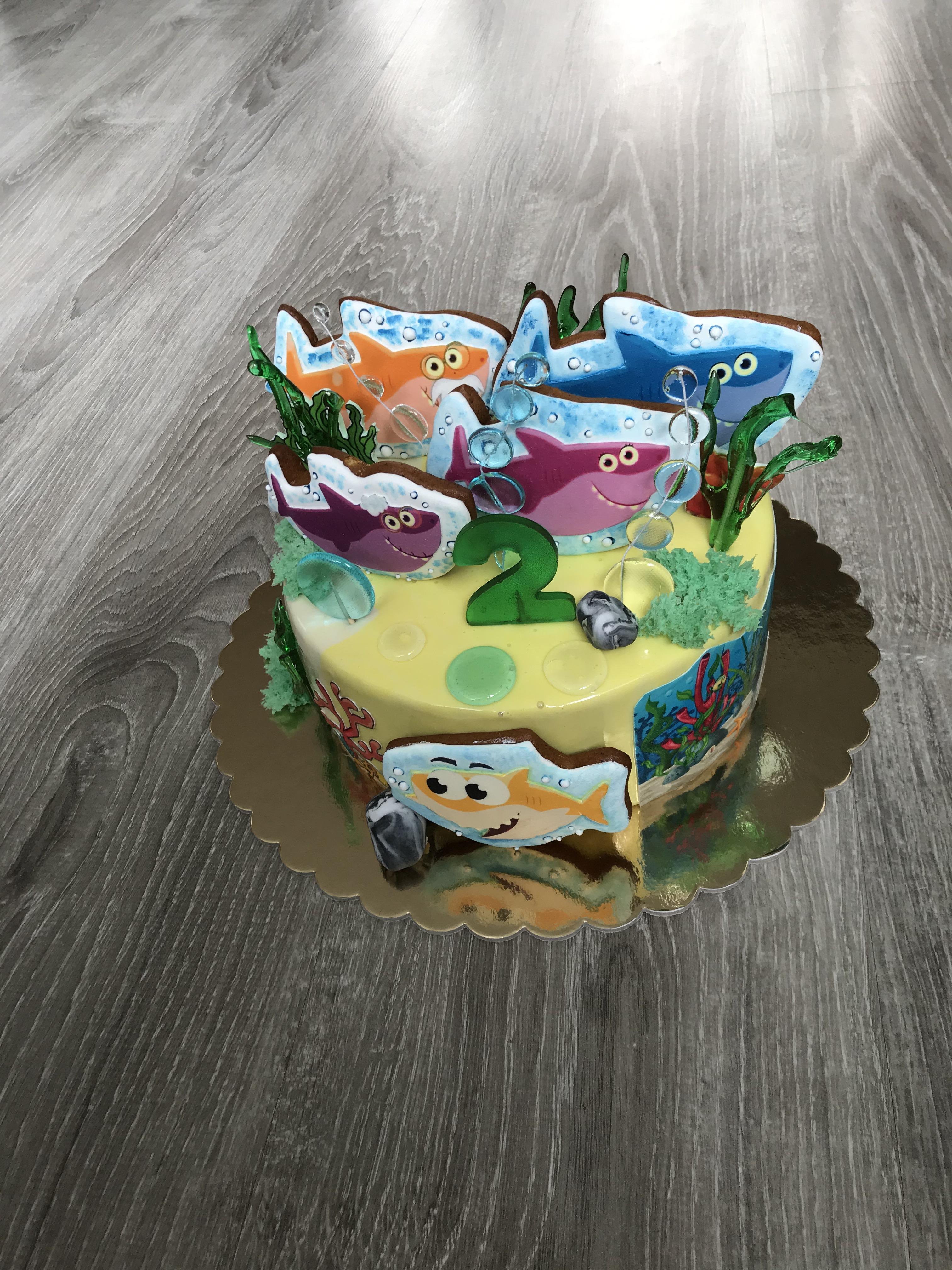 Торт акуленок на заказ от CakeMosCake